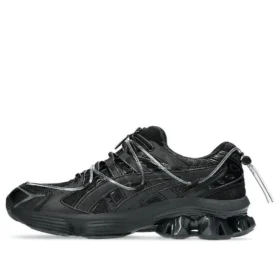 Asics x Yoasobi Gel-Kinetic Fluent «Black»